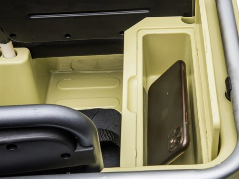 Auto na akumulator 3os J E E P Willys pilot PA0249