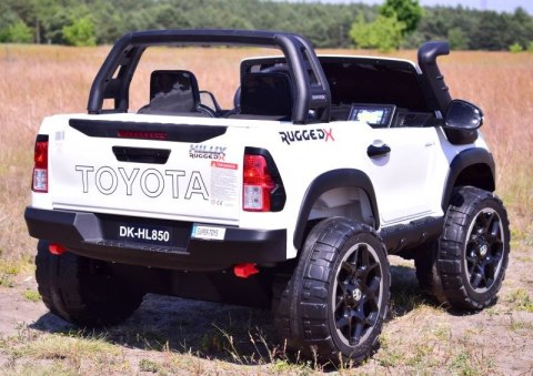 ORYGINALNA TOYOTA HILUX, 2X12V10AH W WALIZCE, PANEL SPORT, RADIO FM 4X4/DKHL850