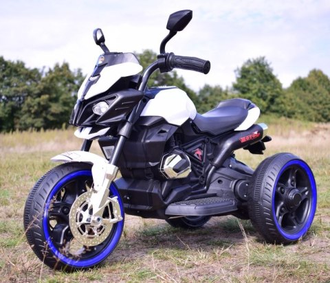 MOTOR MOTO 3 KOŁOWY, ŚWIECĄCE KOŁA, GAZ W MANETCE/BH818