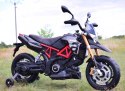 ORYGINALNY MOTOR APRILIA MIĘKKIE KOŁA, MIĘKKIE SIEDZENIE/ A-007