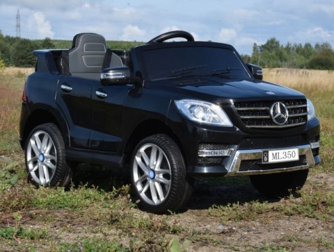MERCEDES ML350 AMG TRZY SILNIKI, FUNKCJA BUJANIA,MIĘKKIE KOŁA, MIĘKKIE SIEDZENIE, MOCNY/ML350