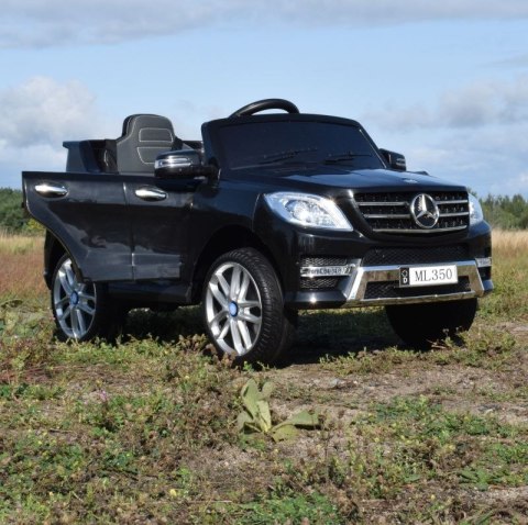 MERCEDES ML350 AMG TRZY SILNIKI, FUNKCJA BUJANIA,MIĘKKIE KOŁA, MIĘKKIE SIEDZENIE, MOCNY/ML350