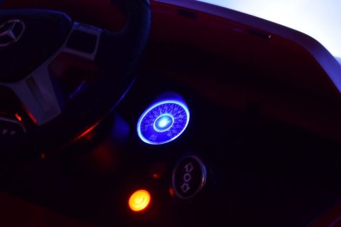 MERCEDES ML350 AMG TRZY SILNIKI, FUNKCJA BUJANIA,MIĘKKIE KOŁA, MIĘKKIE SIEDZENIE, MOCNY/ML350