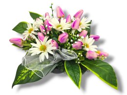 WIOSENNY STROIK KOMPOZYCJA KWIATOWA MISA Z OBCIĄŻENIEM TULIPANY