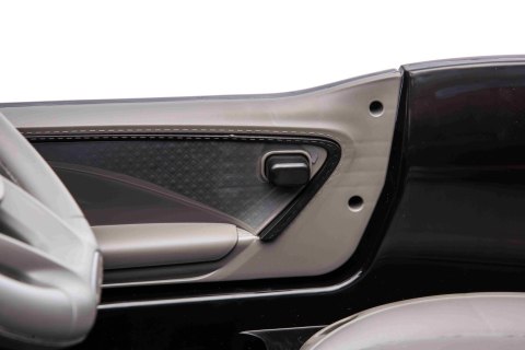 Autko Bentley Bacalar na akumulator dla dzieci +3, Czarny