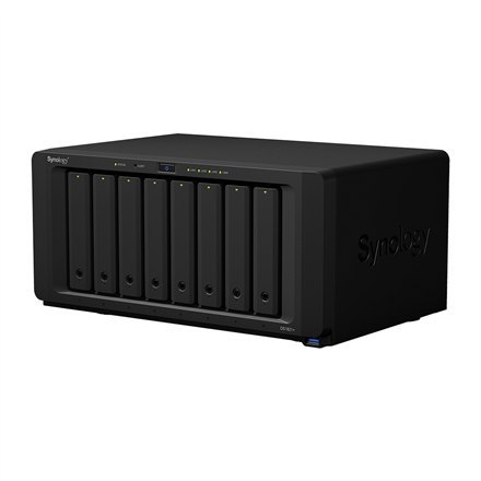 Synology | Tower NAS | DS1821+ | Do 8 HDD/SSD Hot-Swap | AMD Ryzen | Ryzen V1500B Quad Core | Częstotliwość procesora 2,2 GHz |