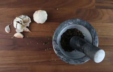 MOŹDZIERZ GRANITOWY 15 x 10CM ROSSNER B1590 Czarny