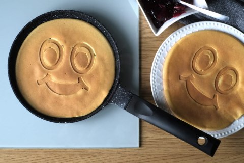 PATELNIA DO NALEŚNIKÓW Z BUŹKĄ 18CM BRUNBESTE PANCAKE SMILE BB-1975