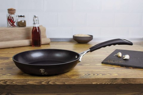 PATELNIA TYTANOWA 28cm BERLINGER HAUS BLACK PROFESSIONAL LINE BH-6117