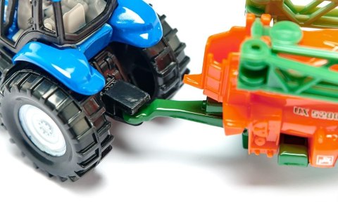 Siku Super: Seria 16 - Traktor ze spryskiwaczem upraw