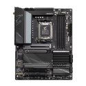 Gigabyte | X670 AORUS ELITE AX 1.0A M/B | Rodzina procesorów AMD | Gniazdo procesora AM5 | DDR5 DIMM | Gniazda pamięci 4 | Obsłu
