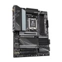 Gigabyte | X670 AORUS ELITE AX 1.0A M/B | Rodzina procesorów AMD | Gniazdo procesora AM5 | DDR5 DIMM | Gniazda pamięci 4 | Obsłu