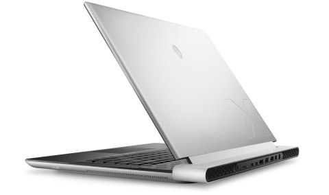 Alienware x16 R2 | Silver | 16 " | QHD+ | 2560 x 1600 pikseli | Intel Ultra 7 | 155H | 16 GB | LPDDR5X | SSD 2000 GB | NVIDIA Ge