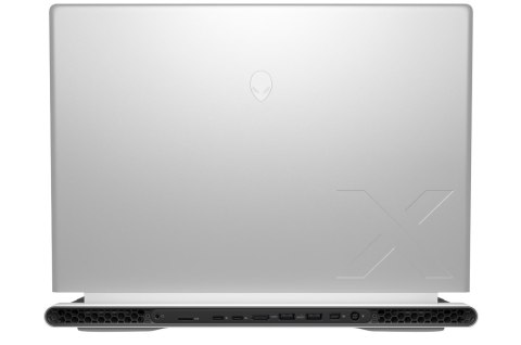 Alienware x16 R2 | Silver | 16 " | QHD+ | 2560 x 1600 pikseli | Intel Ultra 9 | 185H | 32 GB | LPDDR5X | SSD 4000 GB | NVIDIA Ge