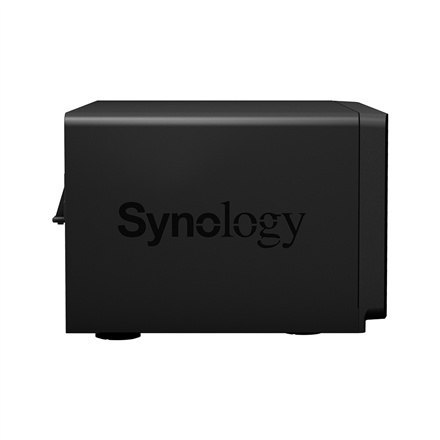 Synology | Tower NAS | DS1821+ | Do 8 HDD/SSD Hot-Swap | AMD Ryzen | Ryzen V1500B Quad Core | Częstotliwość procesora 2,2 GHz |