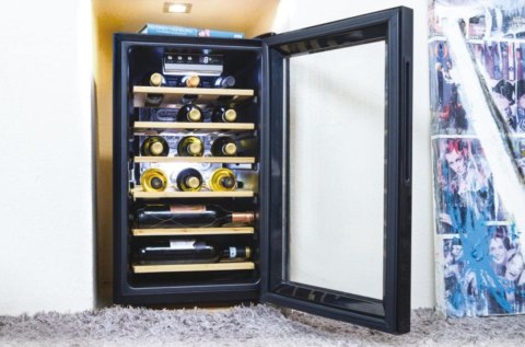 Chłodziarka do wina Candy | CWCEL 210/NF | Klasa efektywności energetycznej G | Wolnostojąca | Pojemność 21 butelek | Czarny