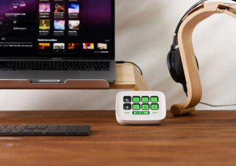 Elgato Stream Deck Neo | Biały