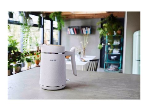 Philips Kettle | HD9365/10 Eco Conscious Edition | Electric | 2200 W | 1.7 L | 100% bioplastic | 360° rotational base | White Ma