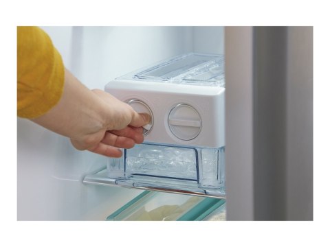 Gorenje NRM8182MX Refrigerator, E, Free standing, Side by Side, Height 182 cm, Net Fridge 278 L, Net Freezer 149 L, Grey