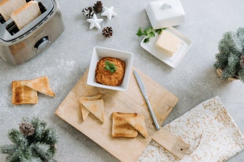 Gorenje | Toaster | T1000E | Power 1000 W | Number of slots 2 | Housing material Metal | Stainless Steel