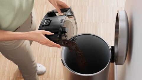 Bosch Vacuum Cleaner | BGC21X300 Serie 4 | Bagless | Power 550 W | Dust capacity 2 L | Black