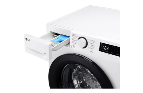 LG | Pralka | F4WR513SBW | Klasa efektywności energetycznej A-10% | Ładowanie od przodu | Pojemność prania 13 kg | 1400 obr/min
