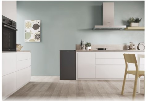 Lodówka stołowa Candy | CHASD4385EBC | Klasa efektywności energetycznej E | Wolnostojąca | Spiżarnia | Wysokość 85 cm | Pojemnoś