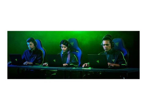 Razer | Blade 16 | Black | 16 " | UHD+/FHD | 3840 x 2400 | Anti-glare | Intel Core i9 | i9-13950HX | 32 GB | DDR5-5600 | SSD 200