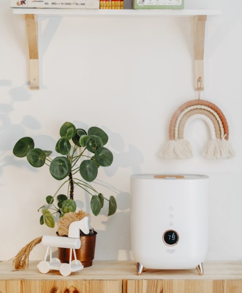 Adler | AD 7972 | Nawilżacz | 23 W | Pojemność zbiornika na wodę 4 L | Odpowiedni do pomieszczeń do 35 m² | Ultradźwiękowy | Wyd