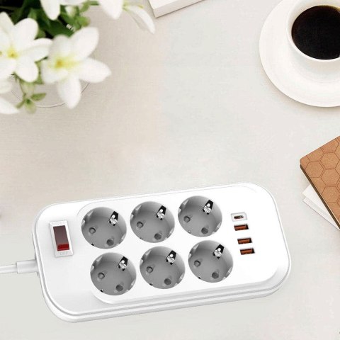 ColorWay CW-CHE64PDW | Gniazdo zasilania z USB | 2 m | Biały