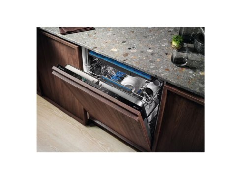 Electrolux | Dishwasher | EEG48300L | Built-in | Width 60 cm | Number of place settings 14 | Number of programs 8 | Energy effic