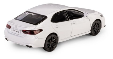 RMZ City - Toyota Camry 2022 white