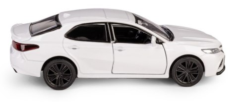 RMZ City - Toyota Camry 2022 white